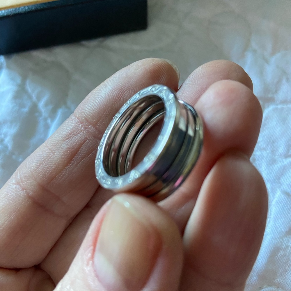 BVLGARI 18kt Gold Ring - Picture 7 of 16